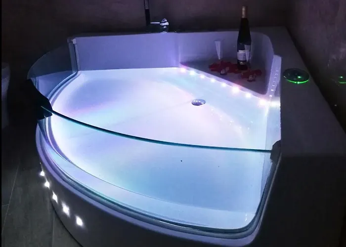 Apartment Vanity Deluxe