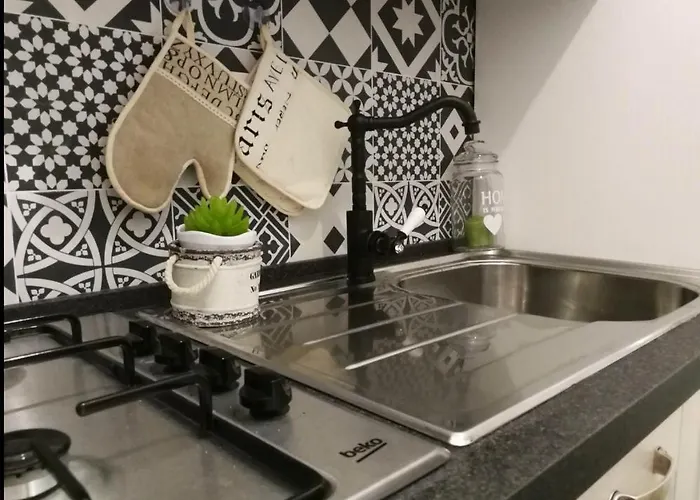 Apartment Vanity Deluxe Rom