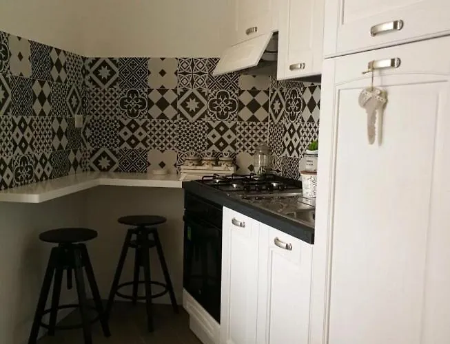 Apartment Vanity Deluxe